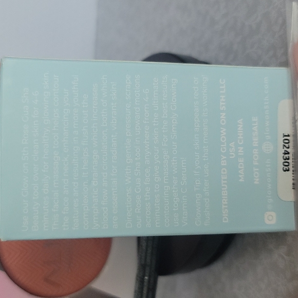 5 Piece Makeup Bundle - Picture 13 of 13